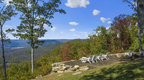 430 Crockett Loop Jasper TN 37347