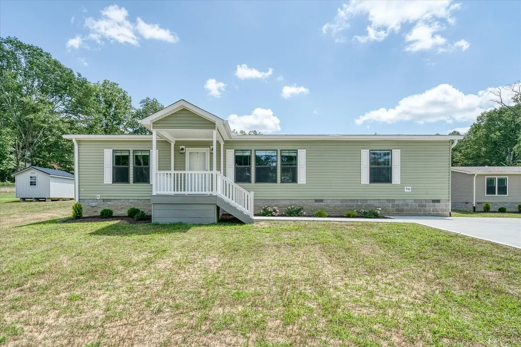 1720 Anna Maria Lane Cookeville TN 38501