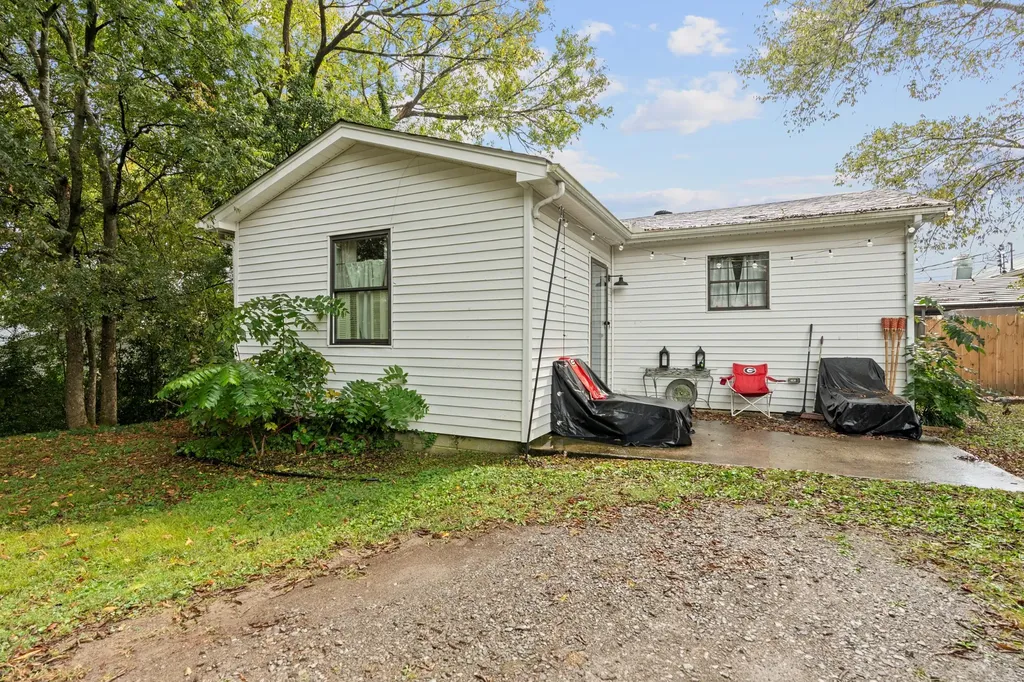 214 Washington St, W Fayetteville TN 37334