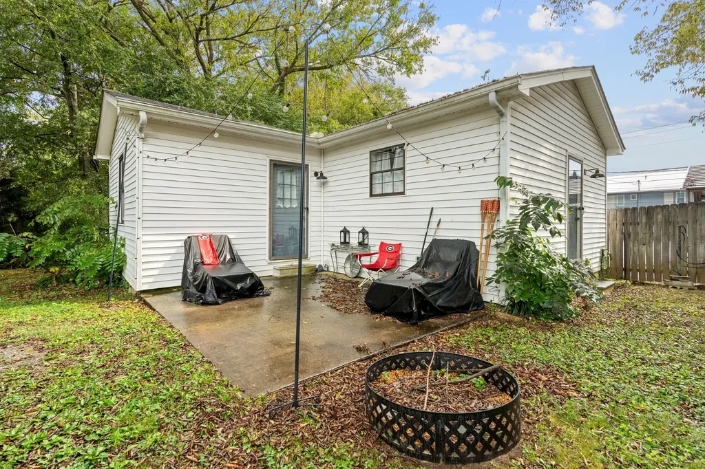 214 Washington St, W Fayetteville TN 37334