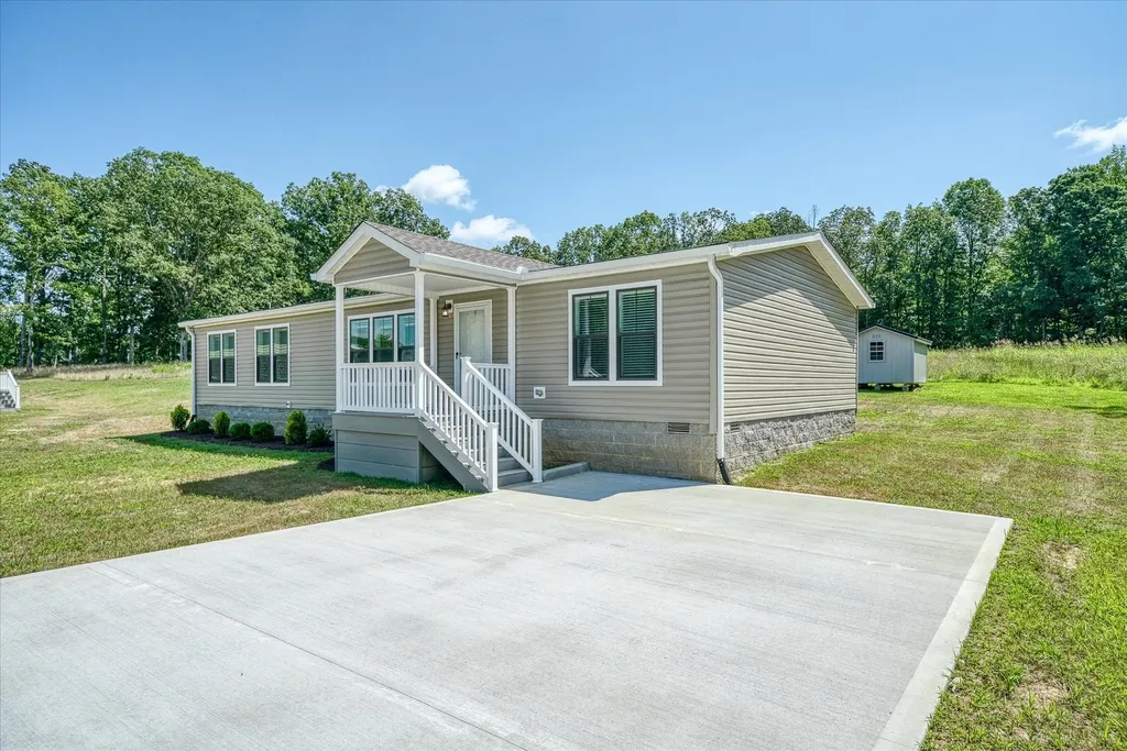 1740 Anna Maria Lane Cookeville TN 38501