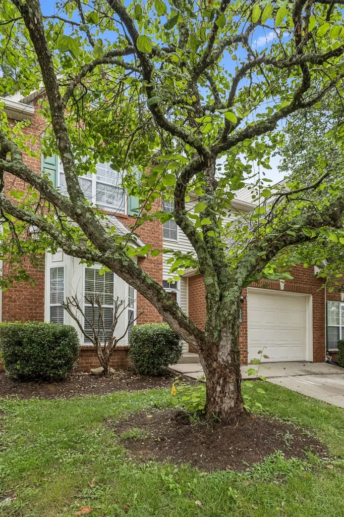 116 Nashboro Greens Nashville TN 37217
