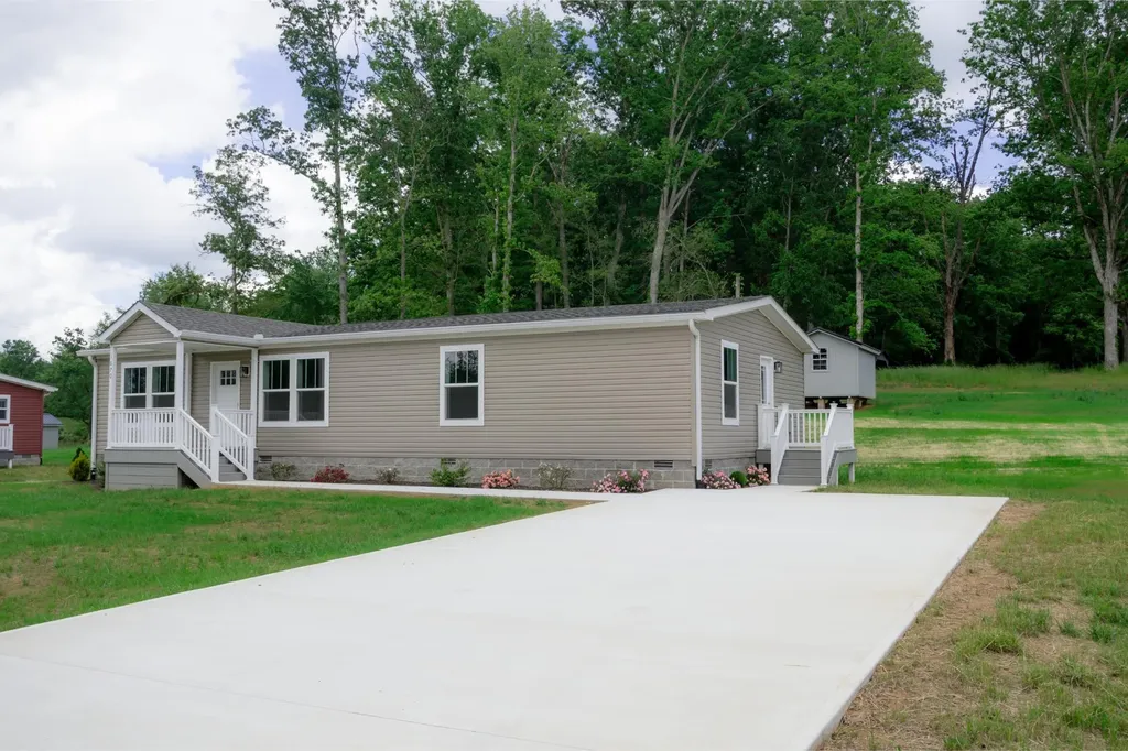 1670 Anna Maria Lane Cookeville TN 38501