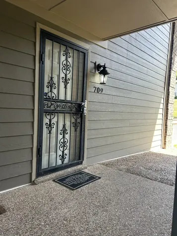709 Ashlawn Place Nashville TN 37211
