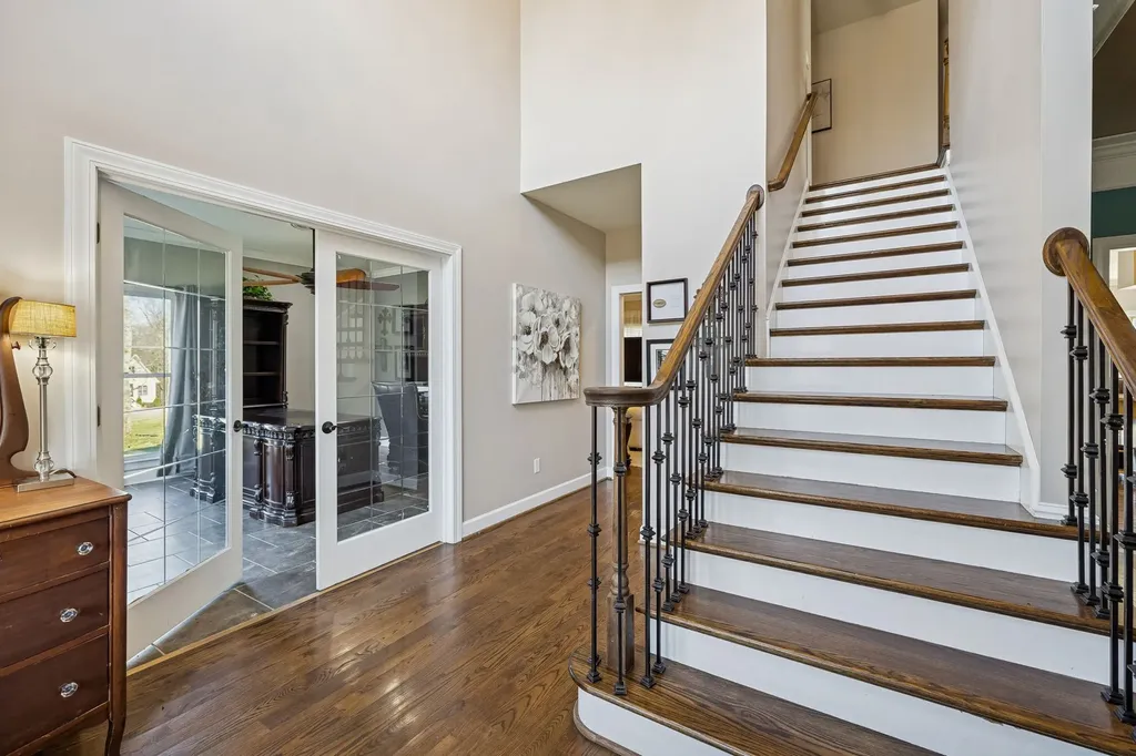 1045 Claremont Drive Columbia TN 38401