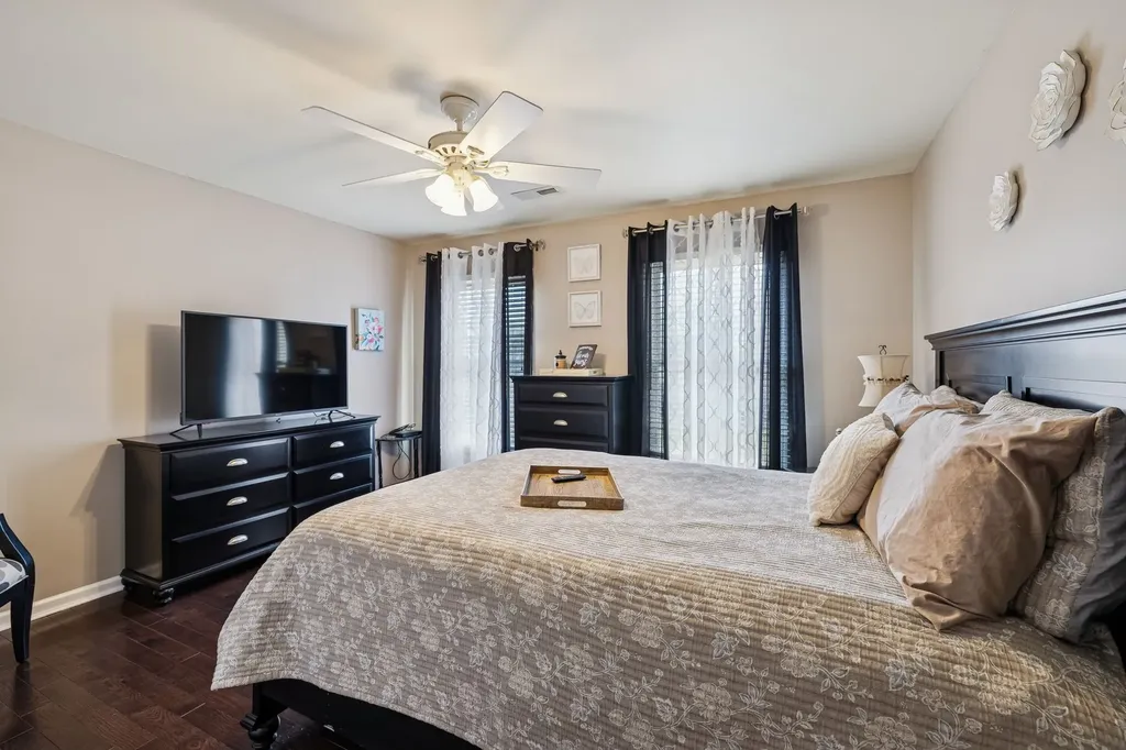 1045 Claremont Drive Columbia TN 38401