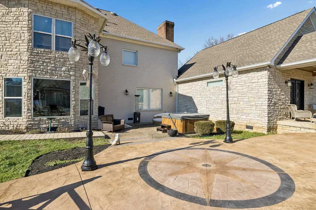 1045 Claremont Drive Columbia TN 38401