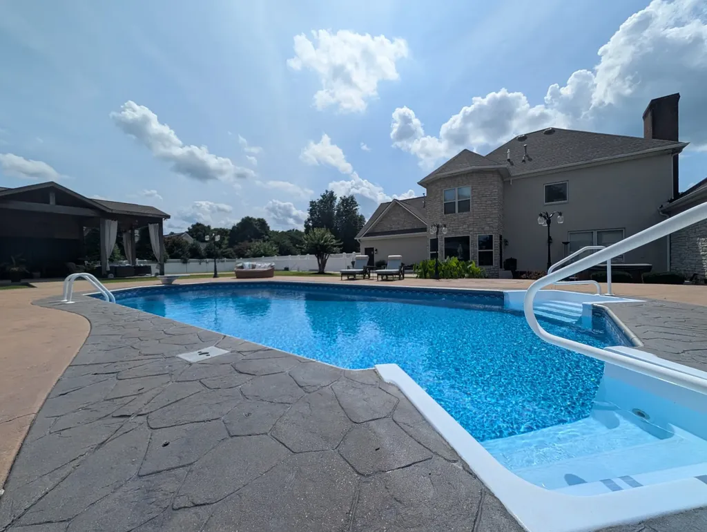 1045 Claremont Drive Columbia TN 38401