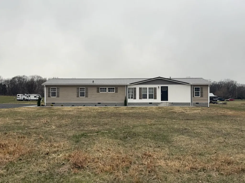 621 Cook Road Portland TN 37148