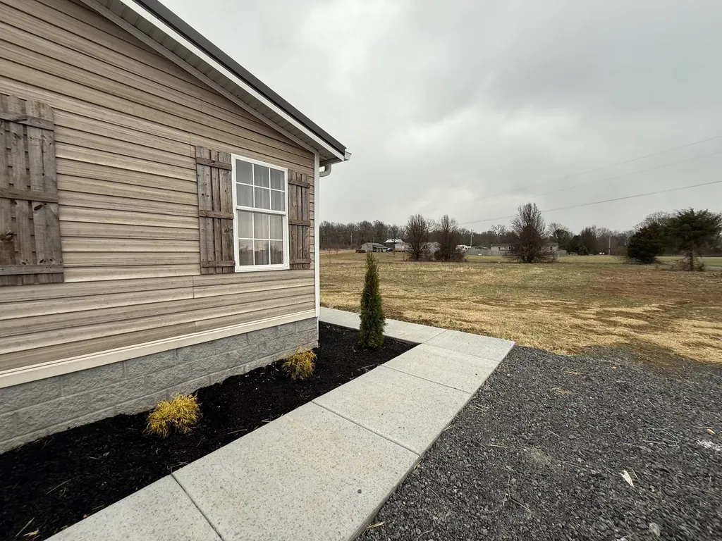 621 Cook Road Portland TN 37148