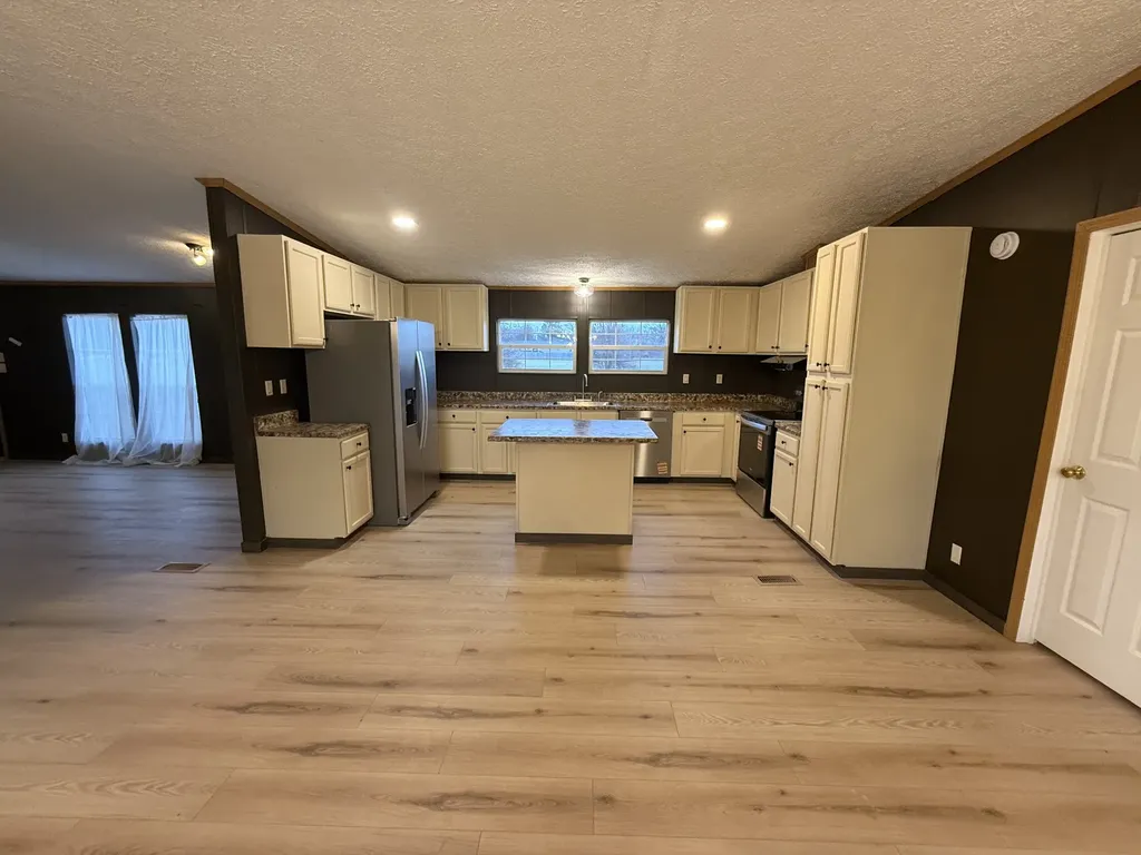 621 Cook Road Portland TN 37148