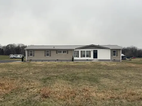 621 Cook Road Portland TN 37148