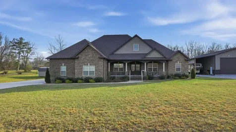 667 Pete Sain Road Manchester TN 37355
