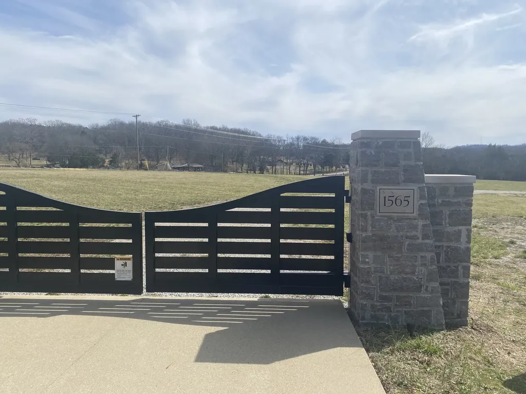 1565 Sunset Road Brentwood TN 37027