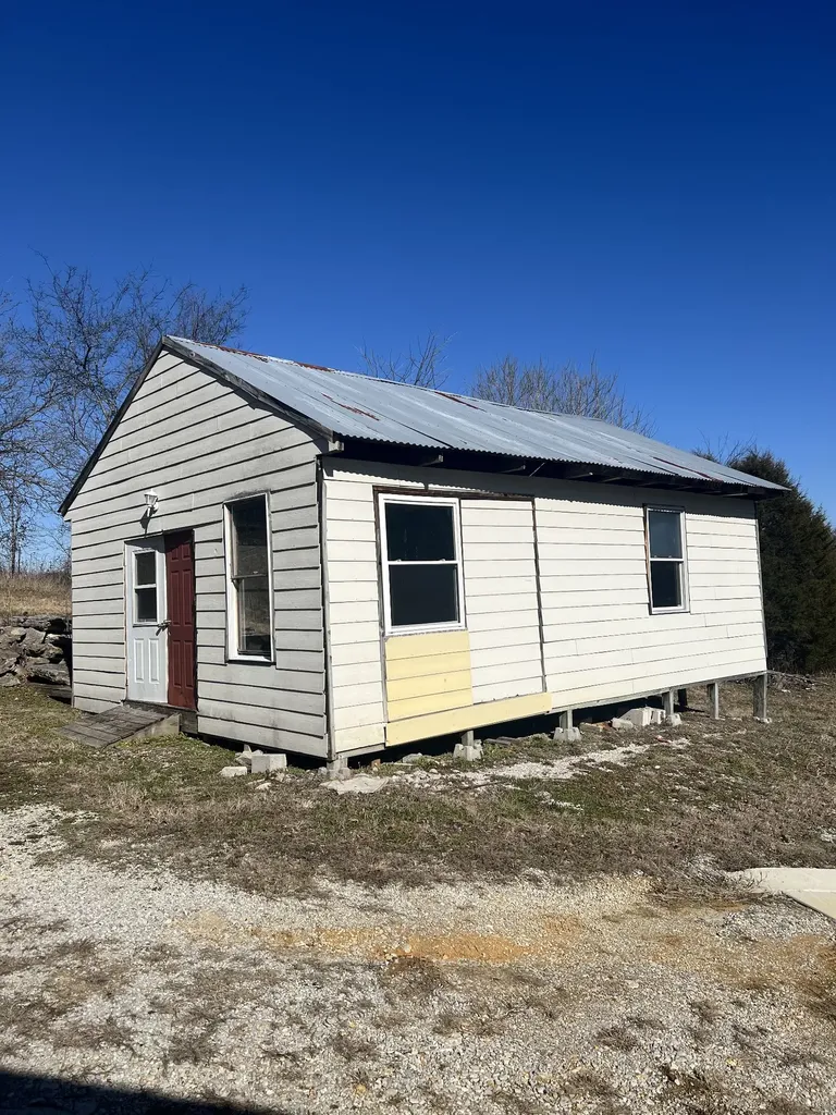 697 Club Springs Road Buffalo Valley TN 38548