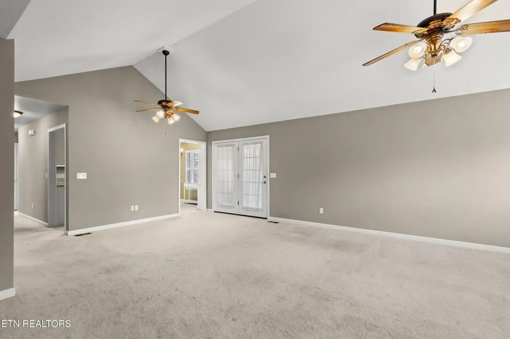 921 Mercer Drive Maryville TN 37801