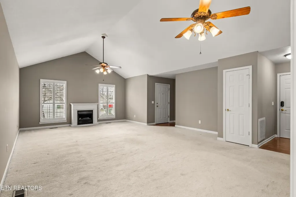 921 Mercer Drive Maryville TN 37801