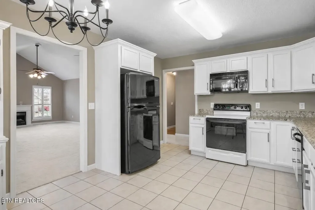 921 Mercer Drive Maryville TN 37801
