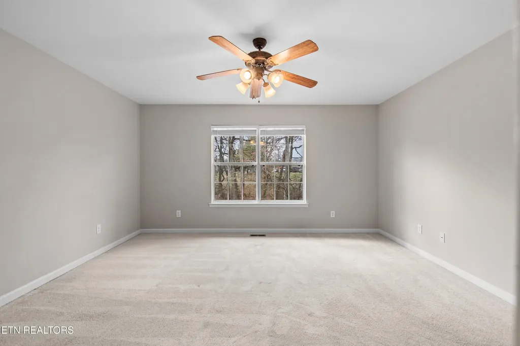 921 Mercer Drive Maryville TN 37801