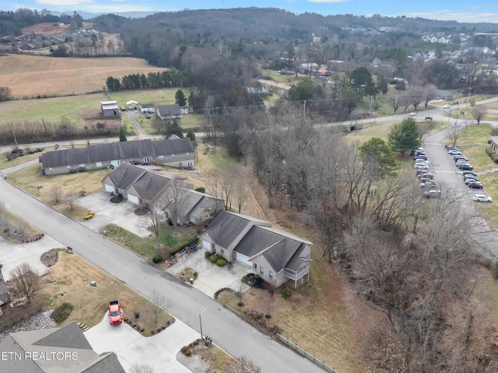 921 Mercer Drive Maryville TN 37801