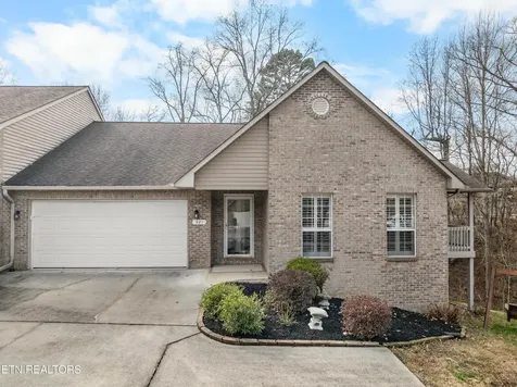 921 Mercer Drive Maryville TN 37801