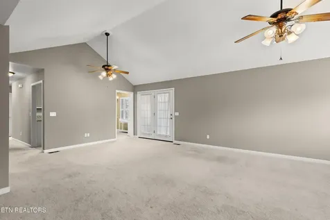 921 Mercer Drive Maryville TN 37801