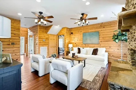 2322 Mowbray Pike Soddy Daisy TN 37379