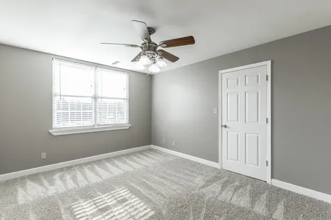 2322 Mowbray Pike Soddy Daisy TN 37379