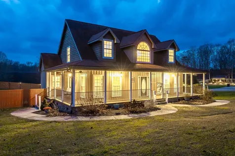 2322 Mowbray Pike Soddy Daisy TN 37379