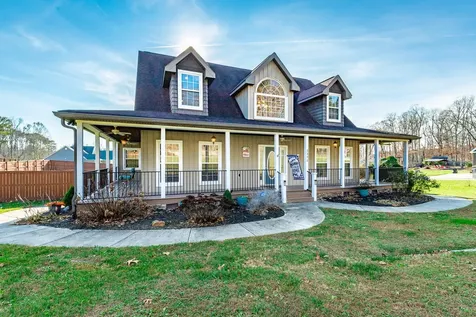 2322 Mowbray Pike Soddy Daisy TN 37379