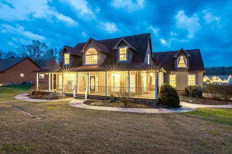 2322 Mowbray Pike Soddy Daisy TN 37379