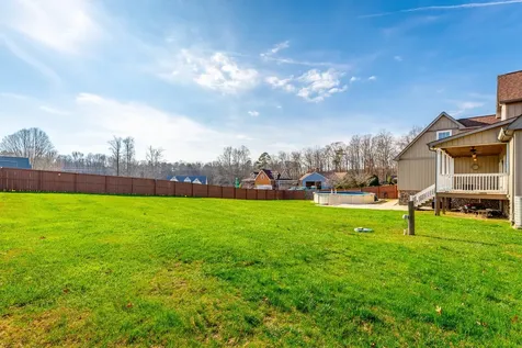 2322 Mowbray Pike Soddy Daisy TN 37379