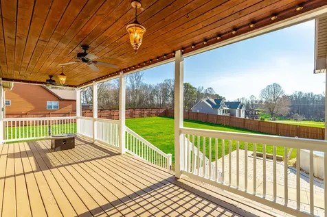 2322 Mowbray Pike Soddy Daisy TN 37379