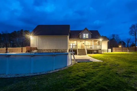 2322 Mowbray Pike Soddy Daisy TN 37379