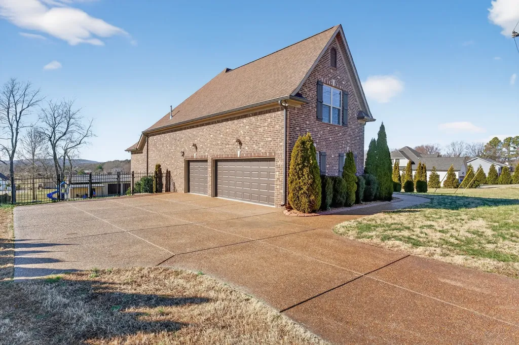 4180 Coles Ferry Pike Lebanon TN 37087