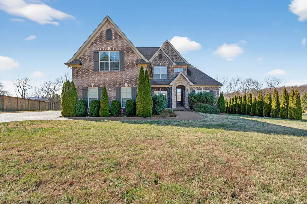4180 Coles Ferry Pike Lebanon TN 37087