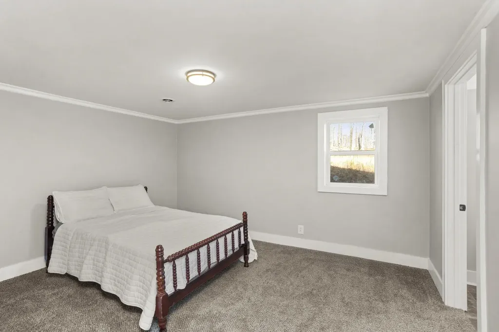1300 Ridge Road Dickson TN 37055