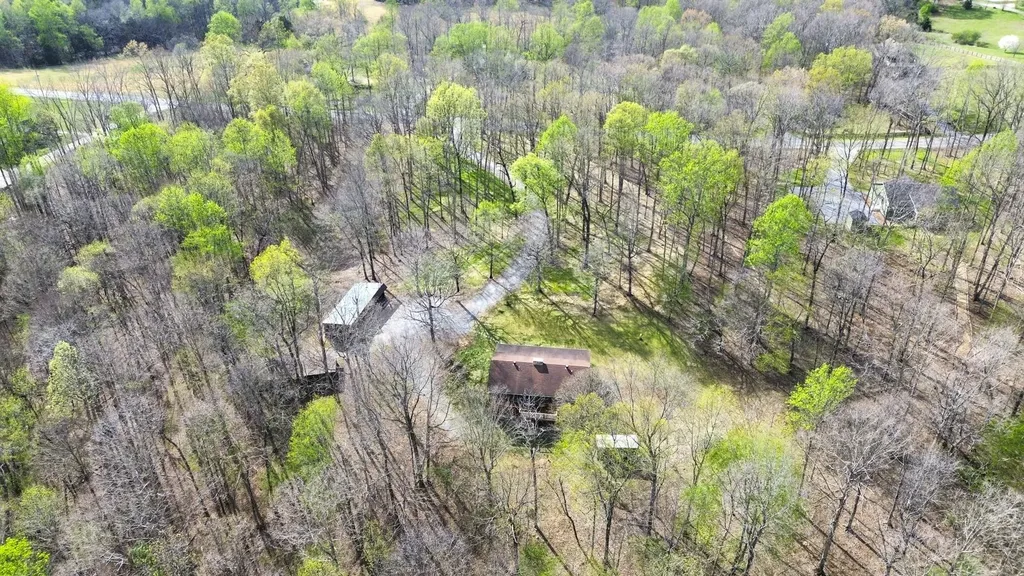 1300 Ridge Road Dickson TN 37055