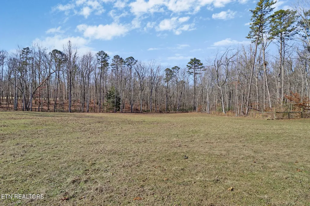 1926 Old Grimsley Road Grimsley TN 38565