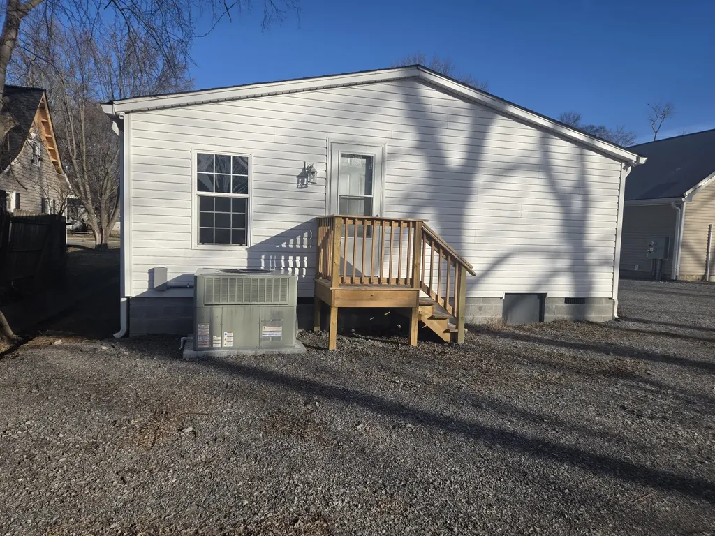 223 E Park Avenue Gallatin TN 37066