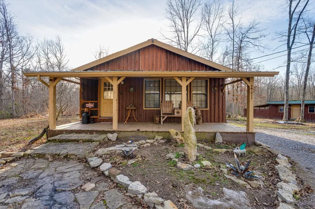 123 Powers Lane Pikeville TN 37367