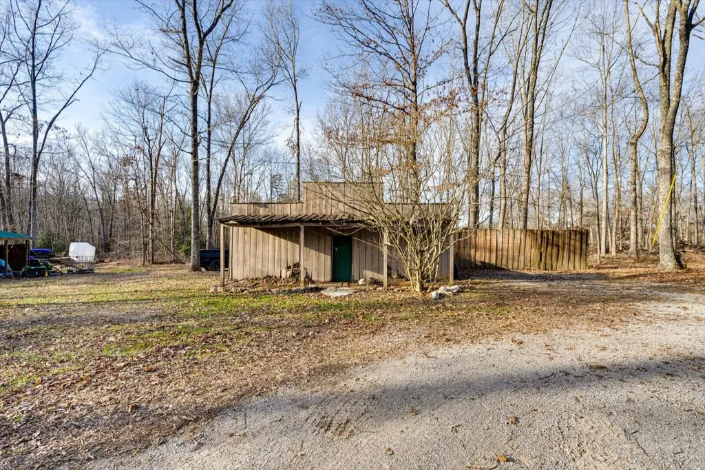 123 Powers Lane Pikeville TN 37367