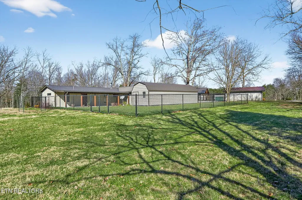 2490 Chestnut Hill Road Crossville TN 38571