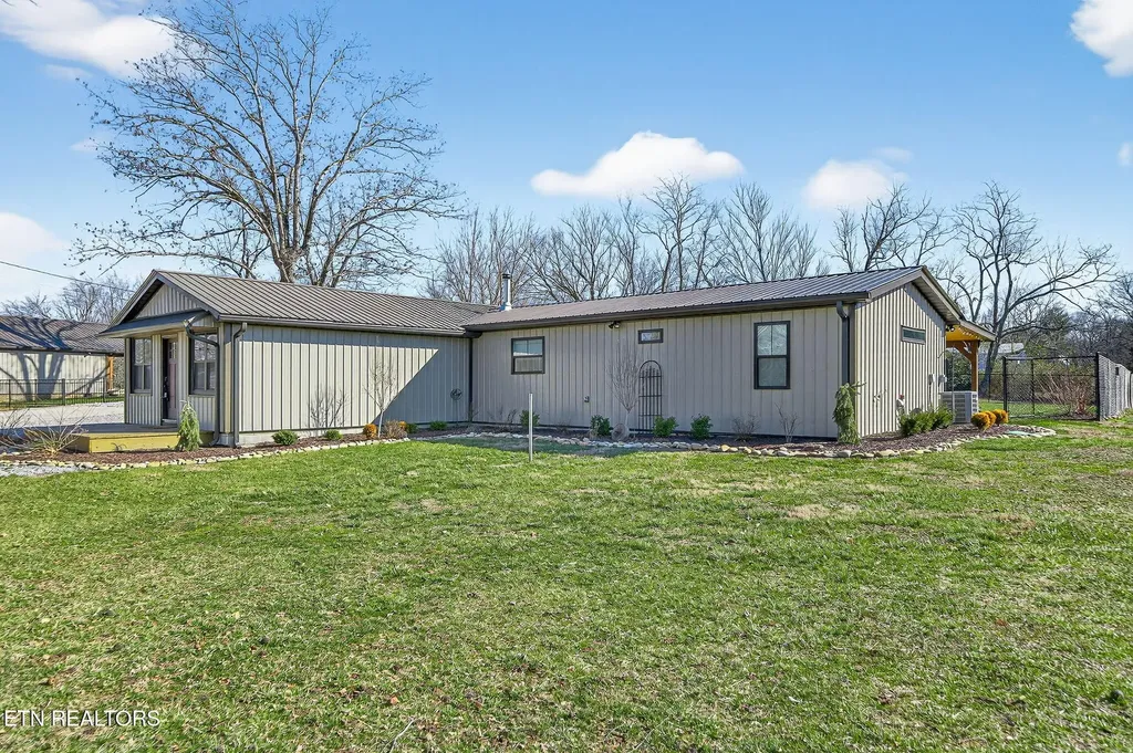 2490 Chestnut Hill Road Crossville TN 38571