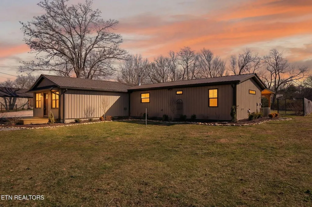 2490 Chestnut Hill Road Crossville TN 38571