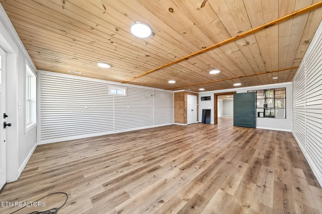 2490 Chestnut Hill Road Crossville TN 38571