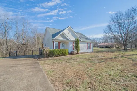 1149 Oak Grove Road Goodspring TN 38460