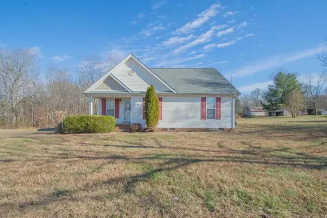 1149 Oak Grove Road Goodspring TN 38460