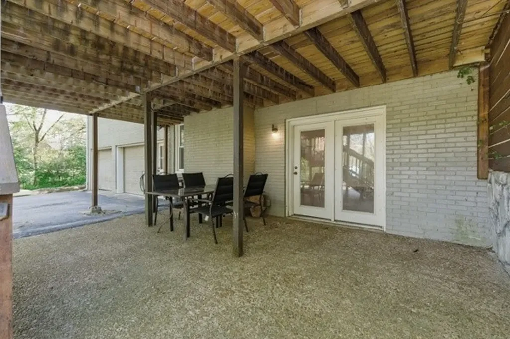 425 Lakeshore Drive Old Hickory TN 37138