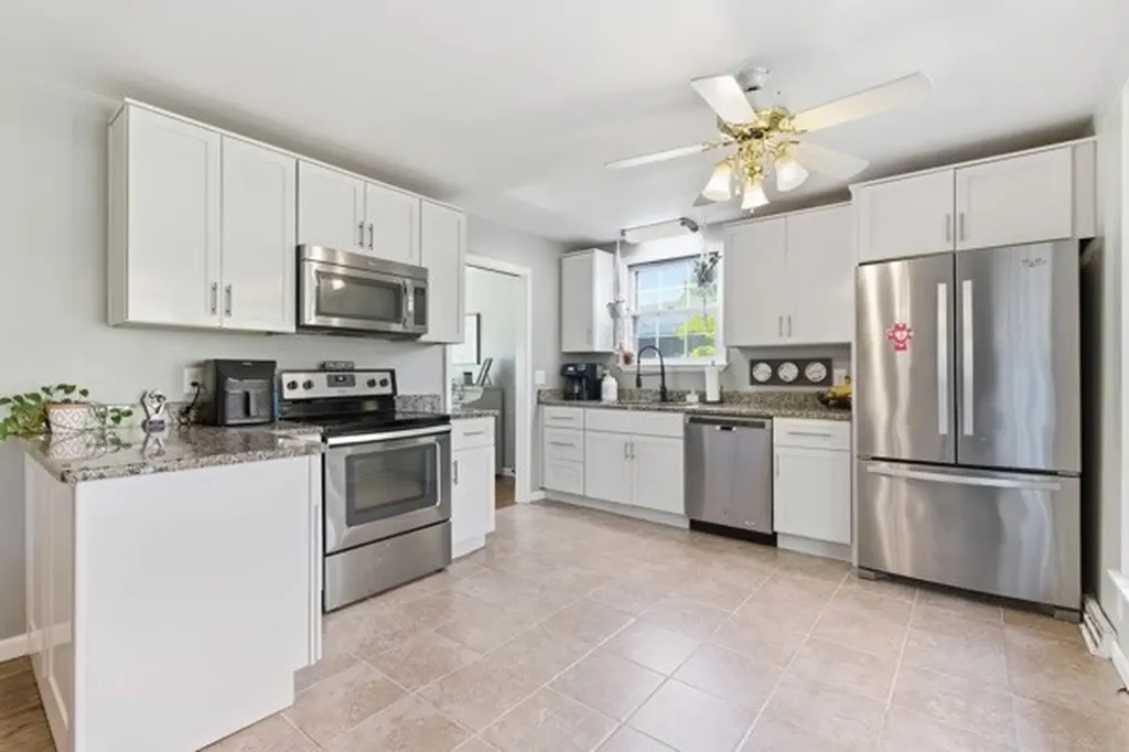 425 Lakeshore Drive Old Hickory TN 37138